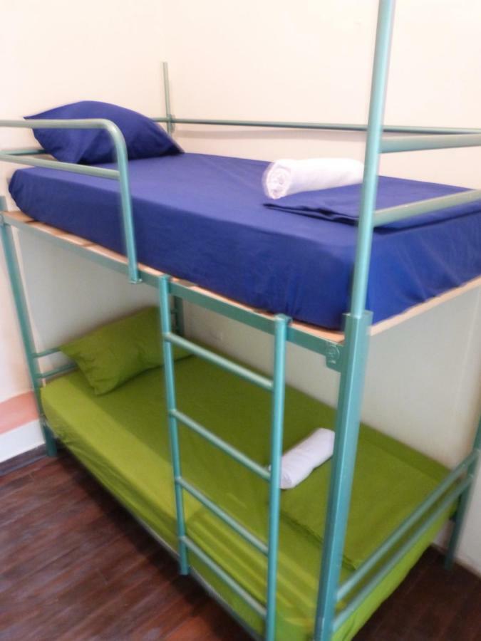 פופאיין Hostal Antonio מראה חיצוני תמונה