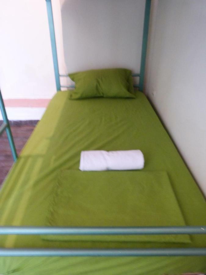 פופאיין Hostal Antonio מראה חיצוני תמונה